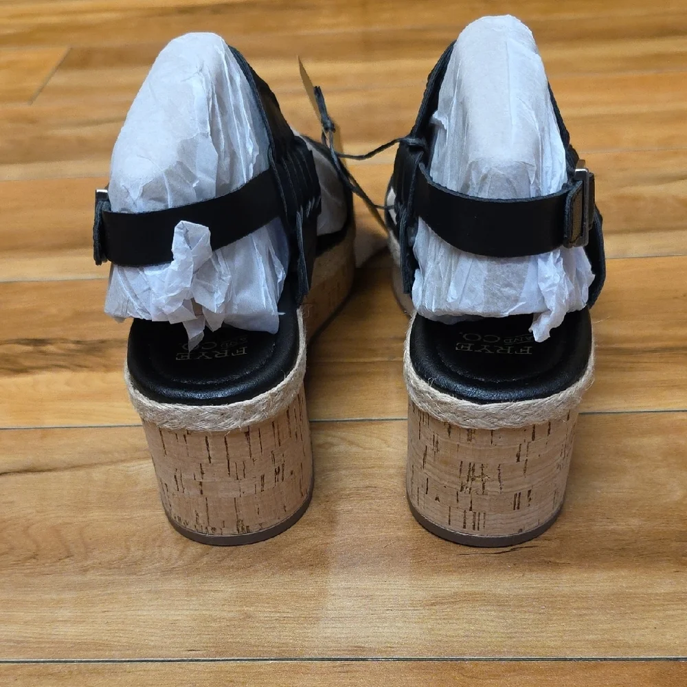 Frye & Co. Lavish Sz 9m Black Wedge Sandals Faux Leather Open Toe Slingback